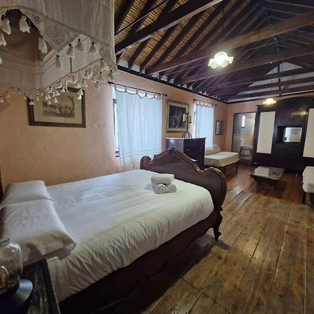 Hotel Rural Verde Oliva Comares ภายนอก รูปภาพ