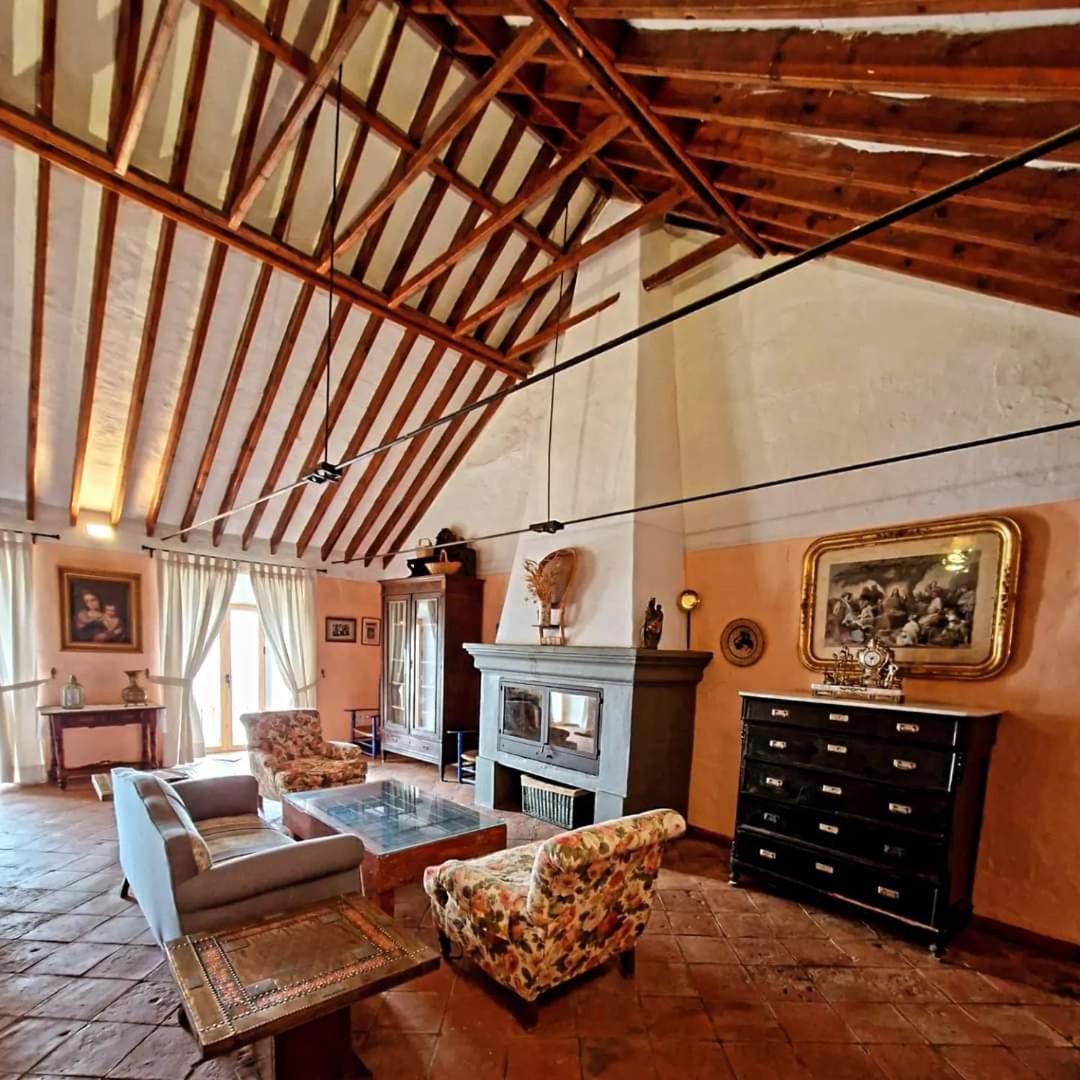 Hotel Rural Verde Oliva Comares ภายนอก รูปภาพ