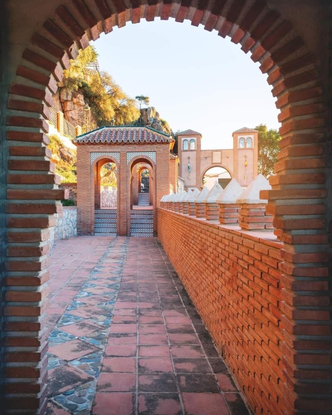 Hotel Rural Verde Oliva Comares ภายนอก รูปภาพ
